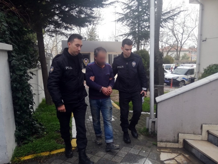 İş Yerinde Merdivenlerden Düştü, Polis Gelince Gerçek Ortaya Çıktı