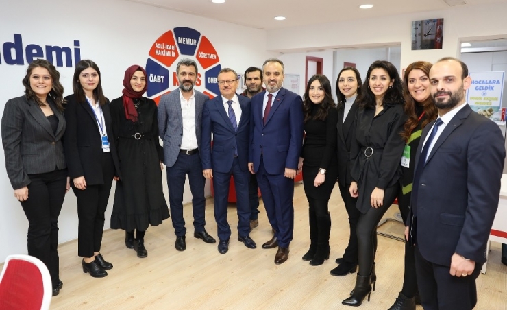 Bursa Depremzedeler İçin Tek Yürek