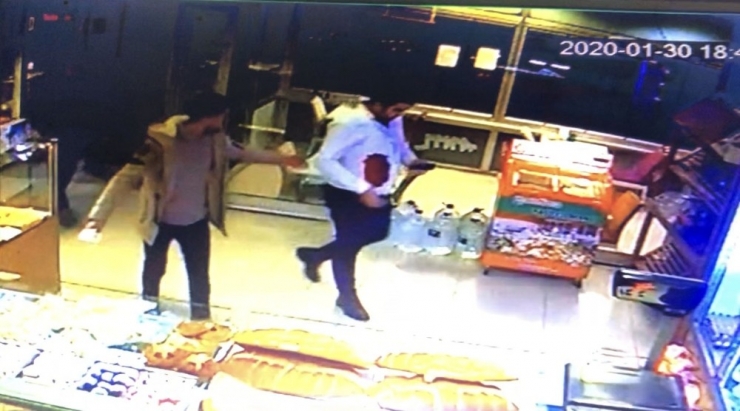 Fırında Bayat Ekmek Kavgası Kanlı Bitti