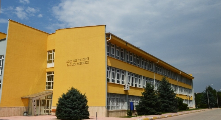 Esogü Ağız, Diş Ve Çene Sağlığı Eğitim Uygulama Ve Araştırma Merkezinin Kalitesi Tescillendi