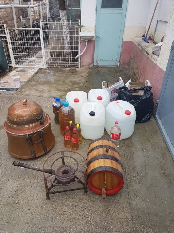 Eskişehir’de Kaçak İçki Operasyonu