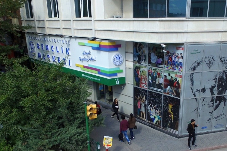 52 Farklı Branşta Kurs, Bin 470 Kontenjan