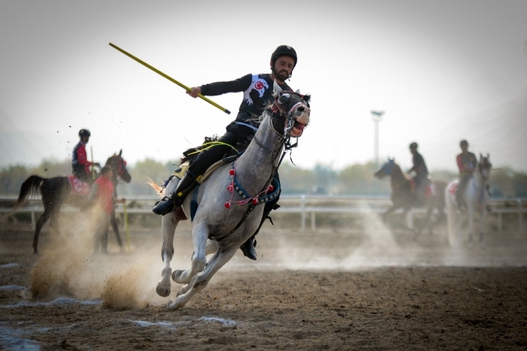 Ata Sporu Atlı Cirit Unesco Yolunda