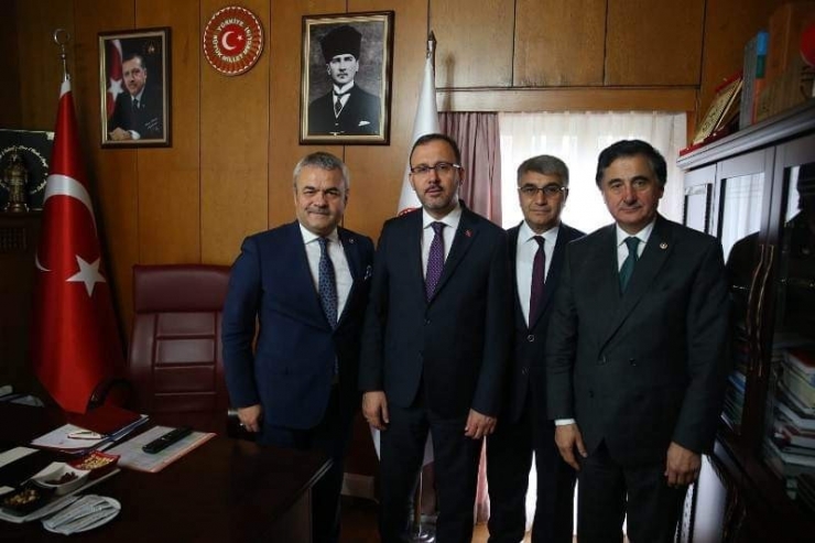 Bakan Kasapoğlu, "Karabük Sportif Başarılar Bakımından Çok Başarılı Bir İlimiz"