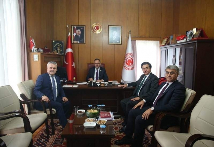 Bakan Kasapoğlu, "Karabük Sportif Başarılar Bakımından Çok Başarılı Bir İlimiz"
