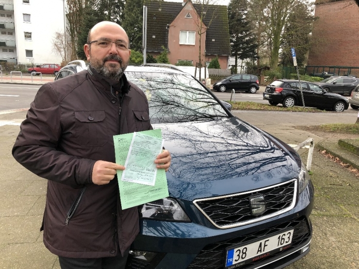 Türkiye Plakalı Araca Hamburg’da Vergi Cezası Kesildi