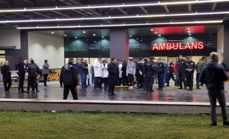 Sabiha Gökçen’de Pistten Çıkan Uçakta Yaralananlar Hastaneye Getirildi