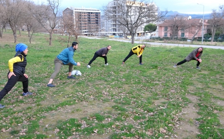 Sağlık İçin Adım Atıyorlar