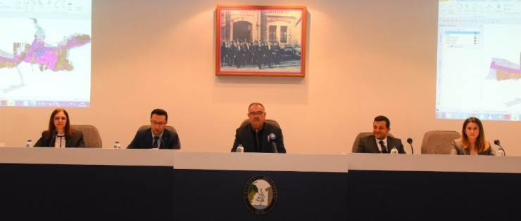 Salihli Belediye Meclisi İşgaliye Ücretlerini Belirledi