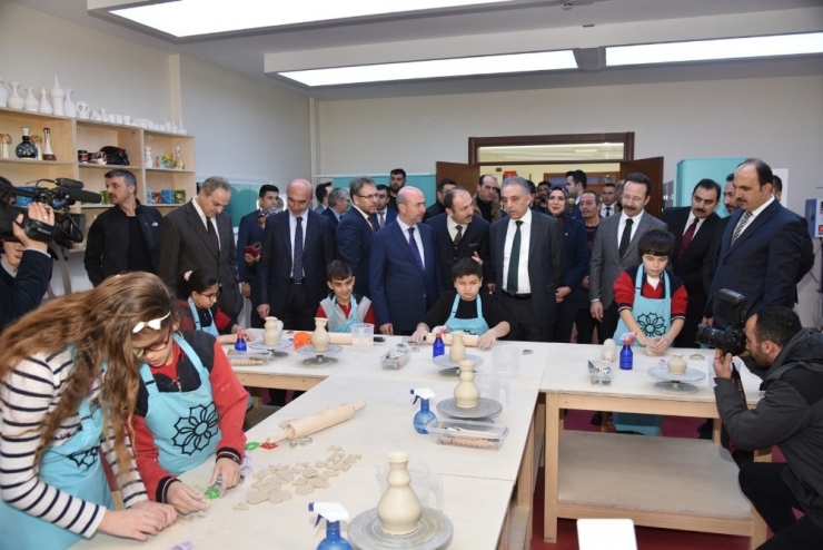Sedep Sanat Ve Tasarım Atölyesi Açıldı