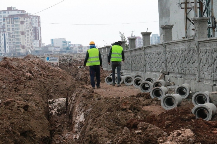 Siverek’te Alt Yapı Çalışmaları Sürüyor