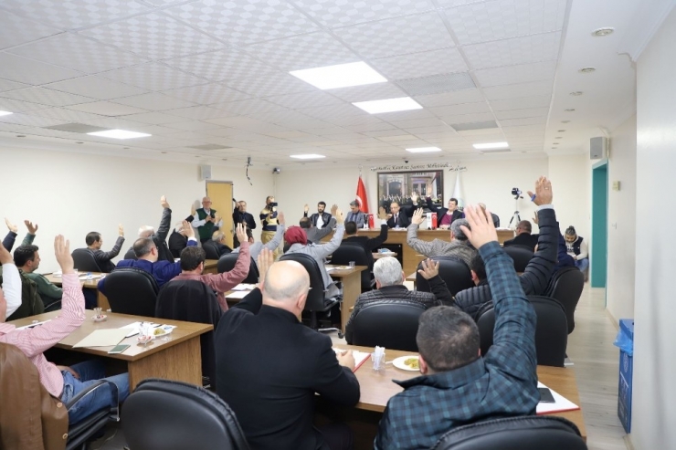 Turgutlu Belediyesinde En Düşük Maaş 2 Bin 580 Tl Oldu