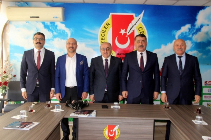 Türk Eğitim Sen Genel Başkan Yardımcısı Şahindoğan: "Eğitimin Siyaset Üstü Değerlendirilmesine İnanıyoruz"