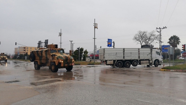 Suriye Sınırına Askeri Sevkiyat