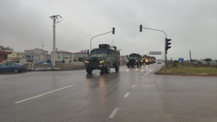 Suriye Sınırına Askeri Sevkıyatlar Devam Ediyor