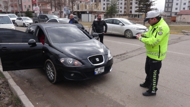 Aksaray’da Trafik Magandasına 2 Bin 744 Tl Ceza Kesildi