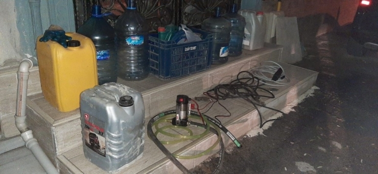 Bursa Jandarmasından Mazot Hırsızlarına Operasyon: 3 Gözaltı