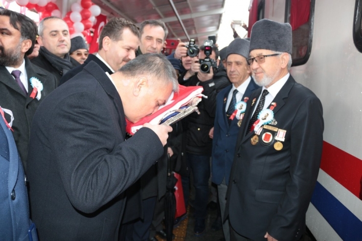 Balıkesir Ata’sını Karşıladı