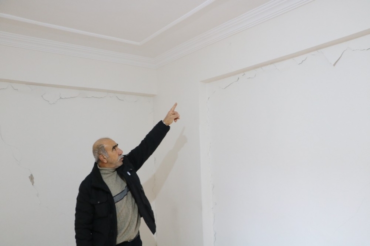 Deprem Bölgesinde Taşınma Telaşı Sürüyor