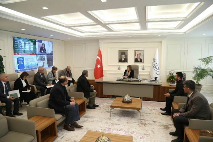 Şahin Vatandaşları Dinledi