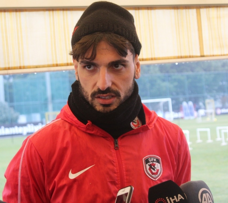 Başarılı Kaleci Günay Güvenç’ten İddialı Açıklamalar