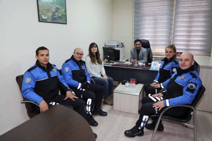 Hakkari Polisinden İha Temsilcisi Taş’a Ziyaret