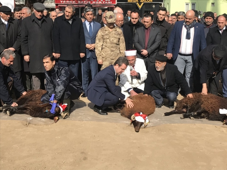 Ülke Genelinde Yaşanan Doğal Afet Ve Olaylar İçin Kurban Kesildi