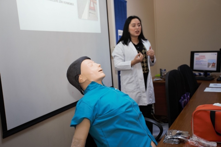 Okul Kantincilerine İlk Yardım Eğitimi Verildi