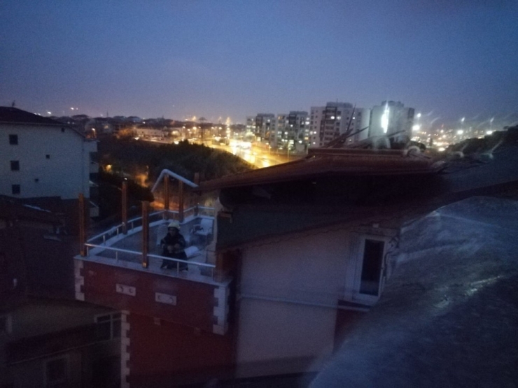 Fırtınanın Neden Olduğu 15 Olaya Büyükşehir’den Müdahale