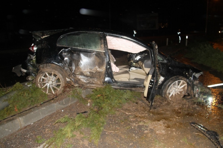 Konya’da İki Otomobil Çarpıştı: 4 Yaralı