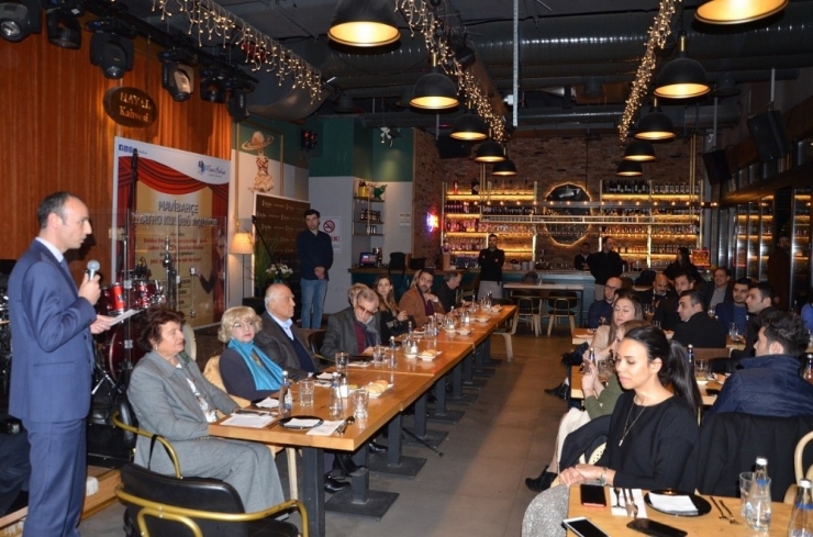 Mavibahçe Tiyatro Kulübü Açıldı