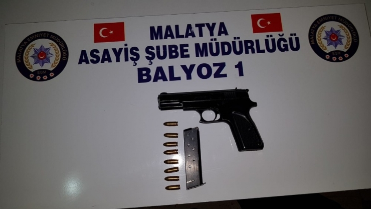 Uyuşturucu Ve Silah Ele Geçirildi