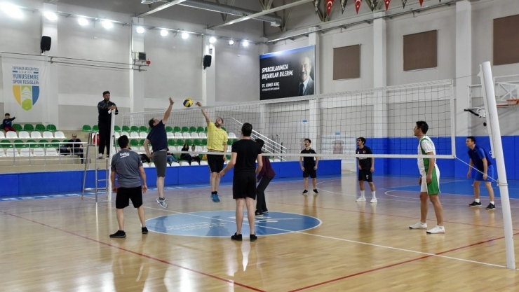 Tepebaşı’nda Voleybol Heyecanı