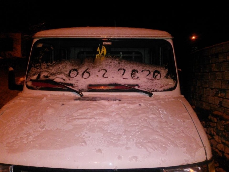 Üç İlçenin Yüksek Kesimlerine Kar Yağdı