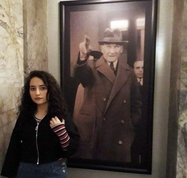 Baba, Lise Öğrencisi Kızını Öldürdü