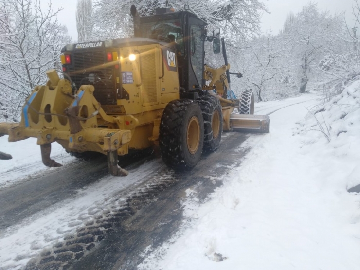 Aydın’da Karla Mücadele Devam Ediyor