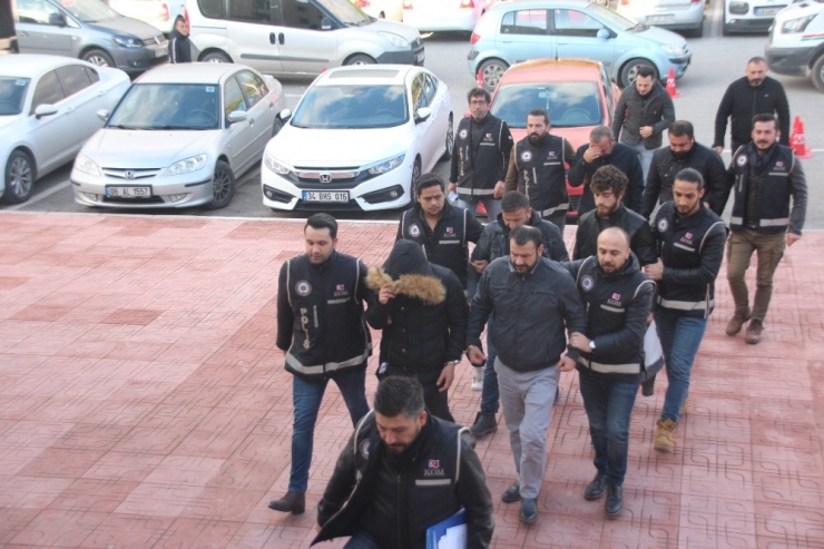 Bodrum’da 6 Göçmen Kaçakçılığı Şüphelisi Adliyeye Sevk Edildi