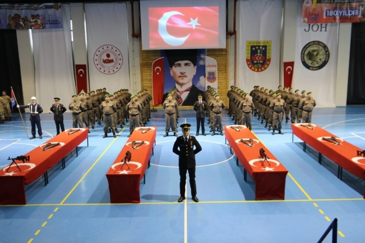 Bursa’da 29’uncu Dönem Bedelli Askerler Terhis Oldu