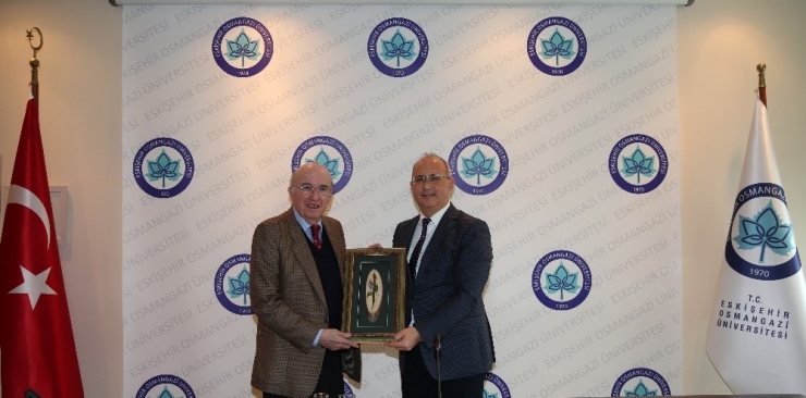 Meksika’nın Ankara Büyükelçisi José Luis Martinez Y Hernandez’den Esogü’ye Ziyaret