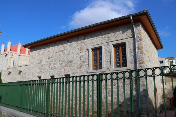 Çeşme’deki Tarihi Hamam Hizmete Açılıyor