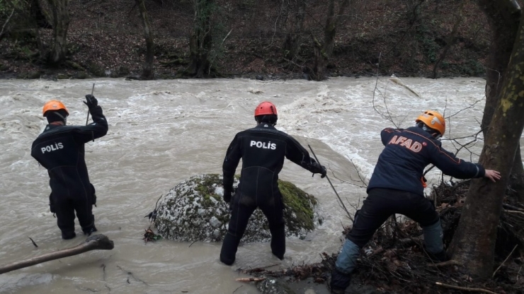 Kepçe Operatörünü Arama Çalışmaları Dördüncü Günde Başlatıldı