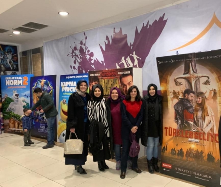 2 Bin Eğitimci Sinema Etkinliğinde Bir Araya Geldi