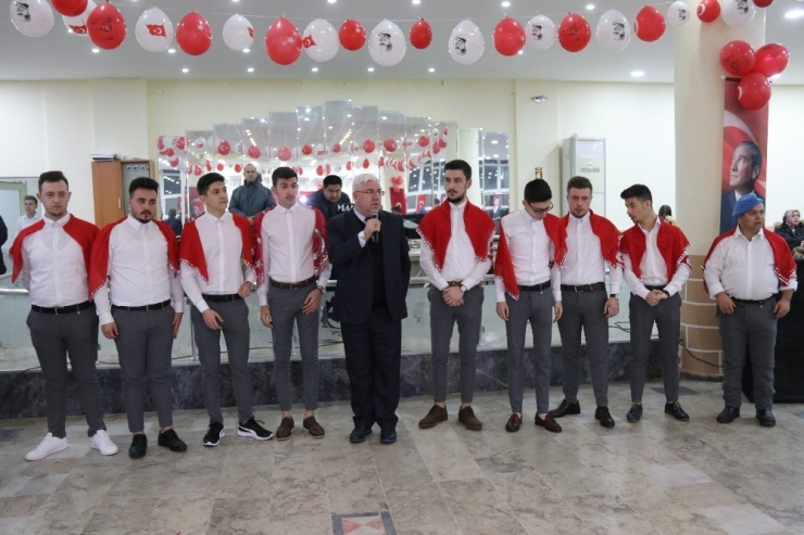 Ergeneli Mehmetçiler Dualarla Uğurlandı