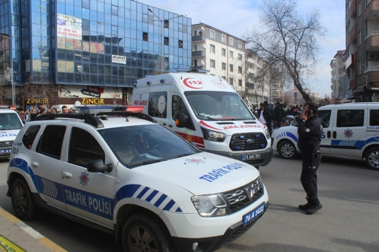 Iğdır’da Taşlı, Sopalı Kavga: 4 Yaralı