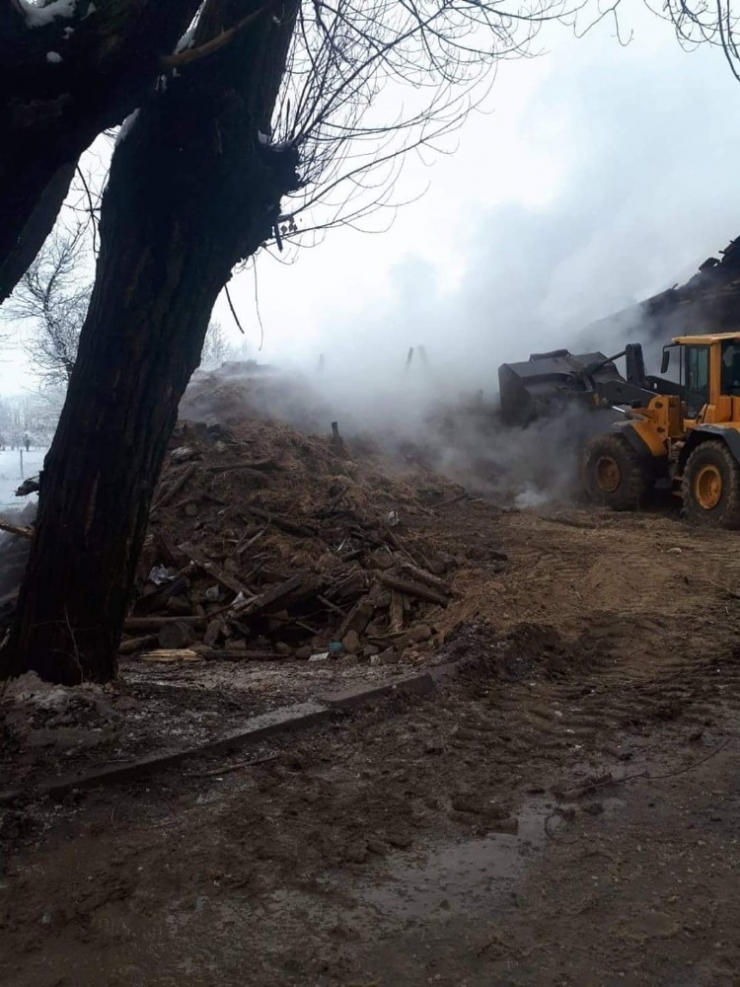 Isparta’daki Ev Yangınında 3 Kardeş Can Verdi