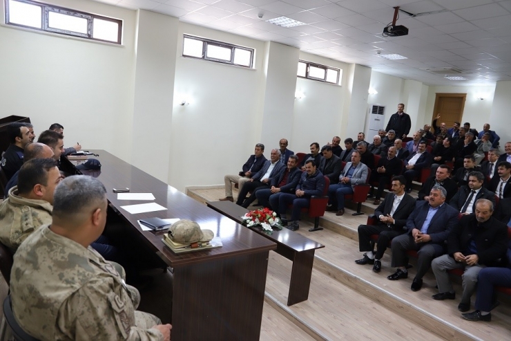 Musabeyli’de Muhtarlar Toplantısı
