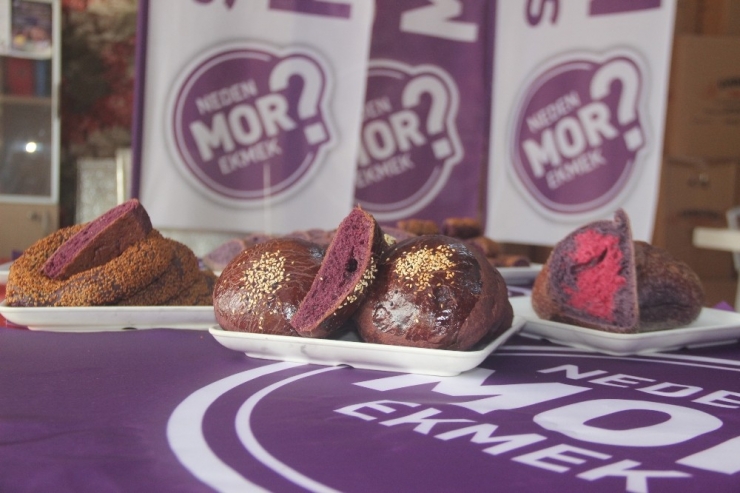 Tok Tutan Mor Ekmek Konya’da Tüketiciyle Buluştu