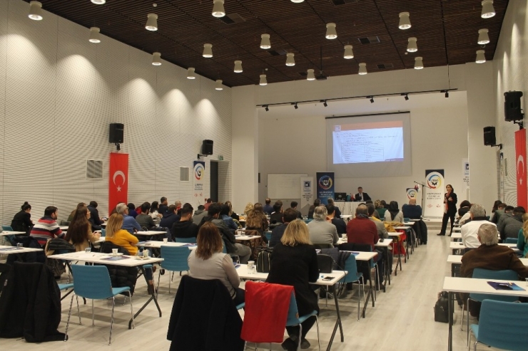 Lüleburgaz’da E-dönüşüm Eğitimi Düzenlendi