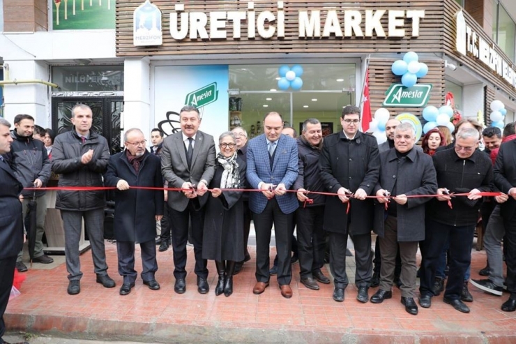 Organik Tüketimi Yaygınlaştırmak İçin ‘Üretici Market’ Açıldı