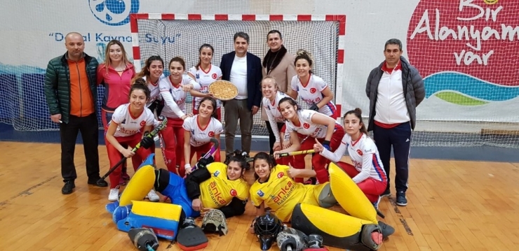 Polisgücü’nün Kadınları Fırtına Gibi Esiyor